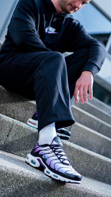 Outfits to wear with nike air max hot sale plus